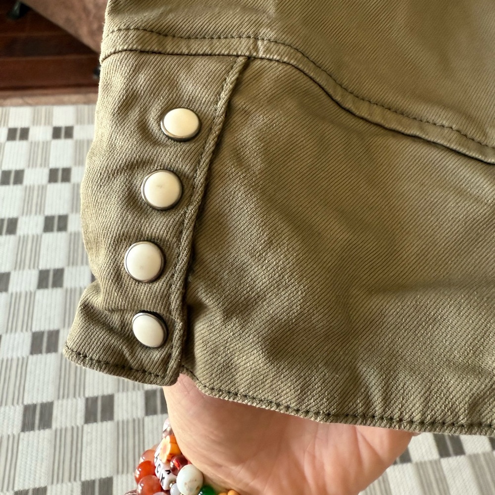 Found Buckle Coat - Picture 8 of 9